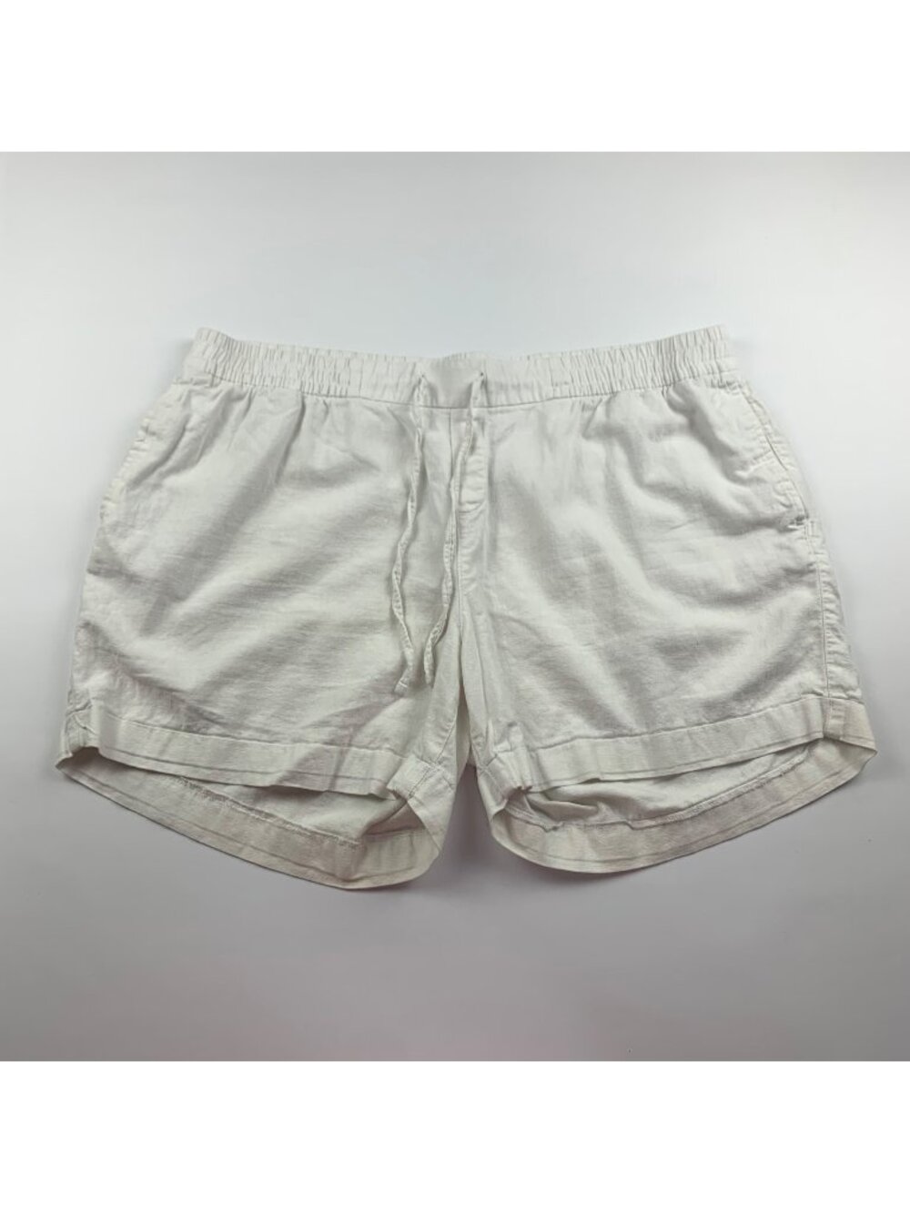 Old Navy White Linen Blend Pull On Shorts XL